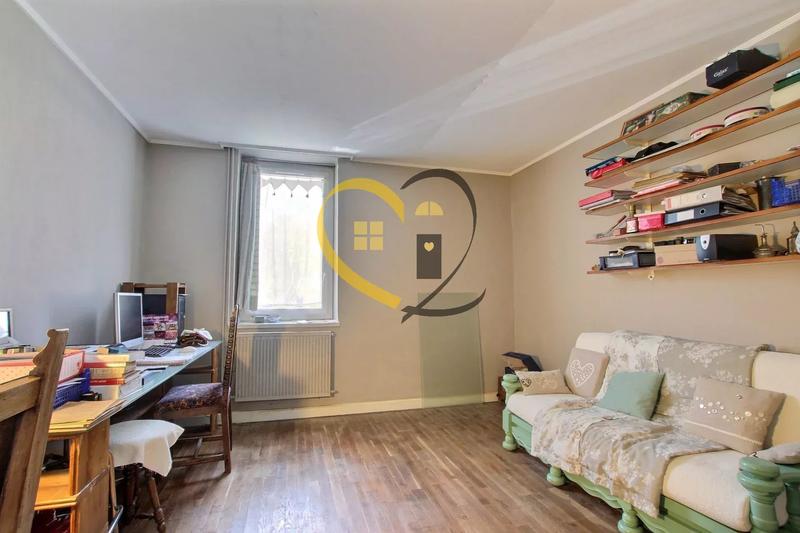 Maison de village - 180 m² - 6 pièces