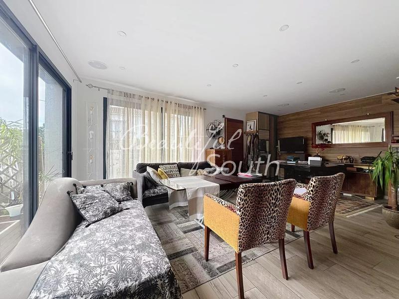 Maison - 84 m² - 4 pièces