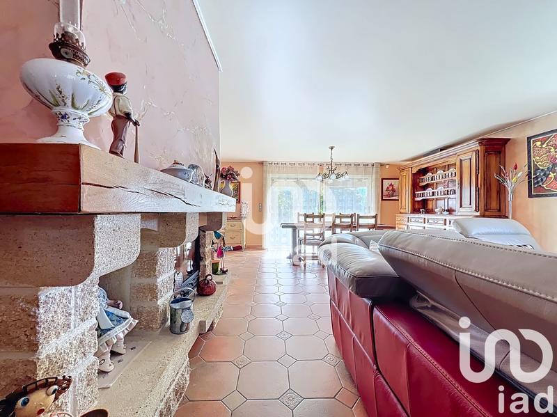 Maison - 182 m² - 7 pièces