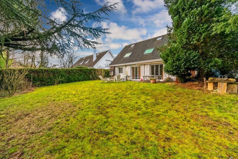 Maison - 176 m² - 6 pièces