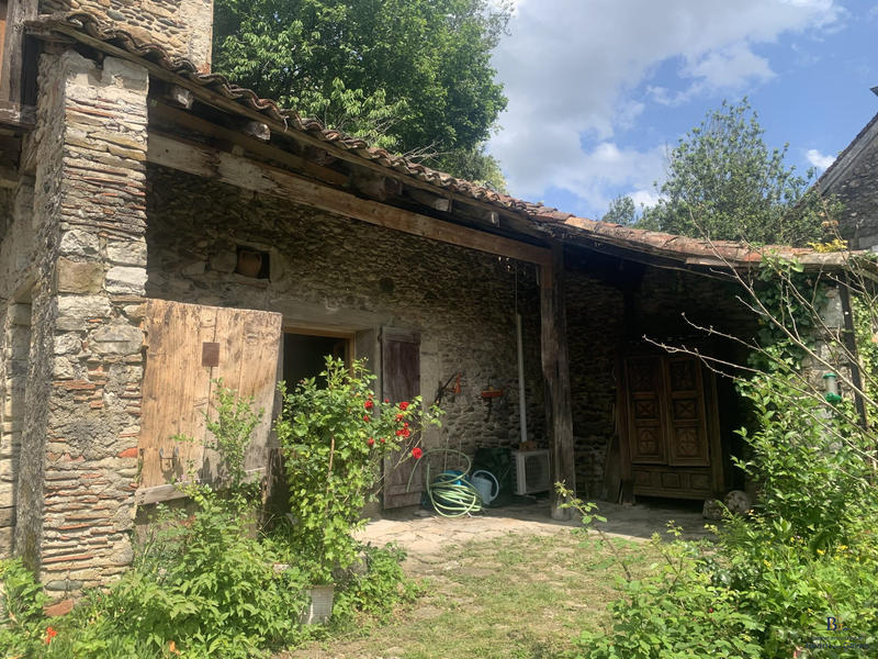 Maison - 231 m² - 6 pièces