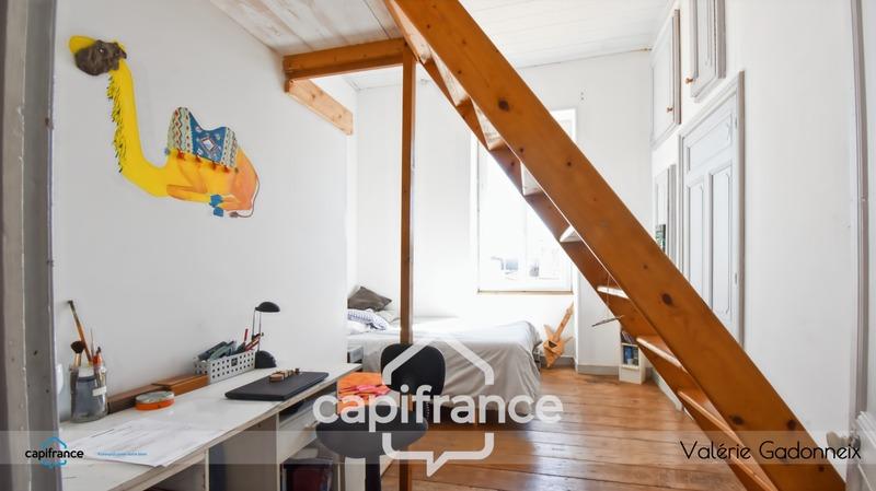 Maison - 187 m² - 9 pièces