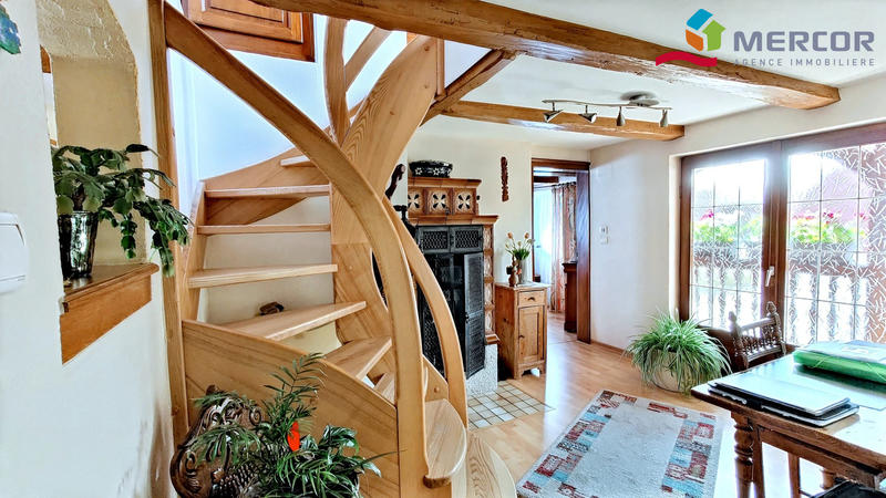 Maison ancienne - 198 m² - 8 pièces