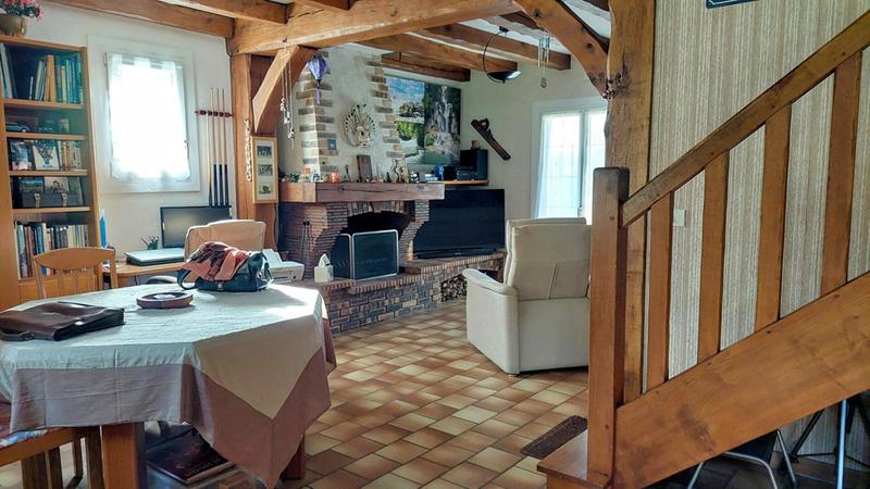 Maison - 159 m² - 6 pièces