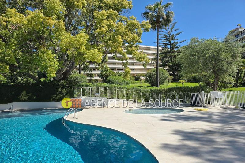 Appartement - 104 m² - 4 pièces