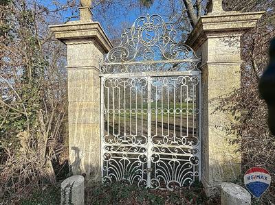 Demeure - 530 m² - 11 pièces