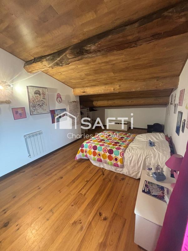 Maison - 184 m² - 6 pièces