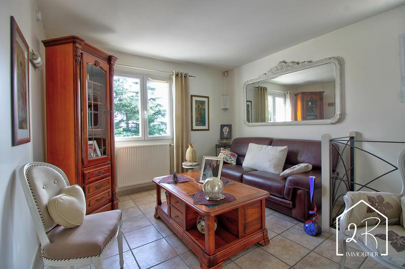 Villa - 253 m² - 10 pièces