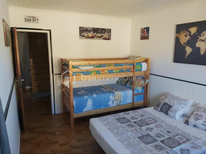 Villa - 180 m² - 7 pièces