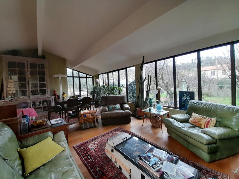 Maison - 257 m² - 10 pièces