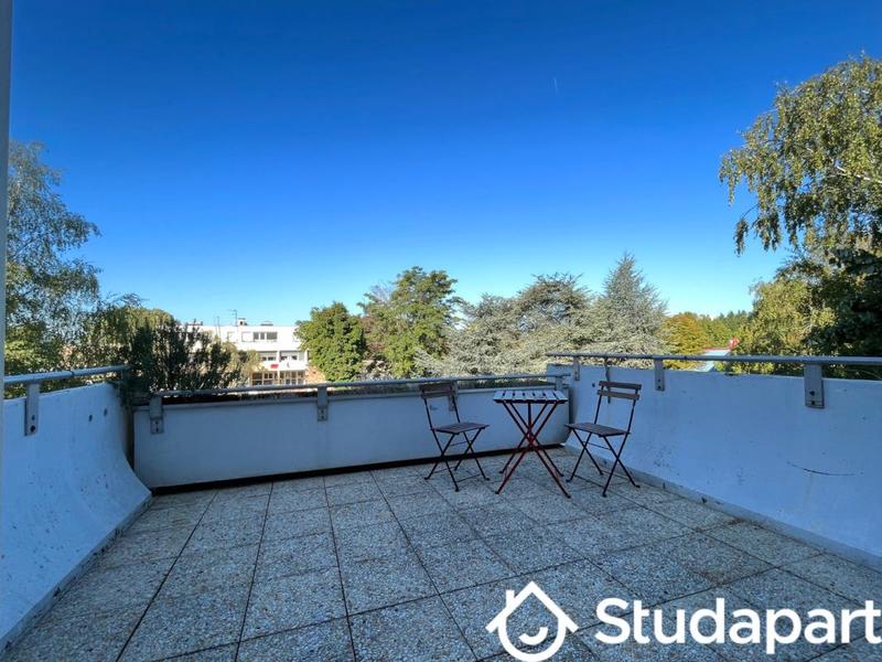 Chambre - 11 m² - 1 pièce