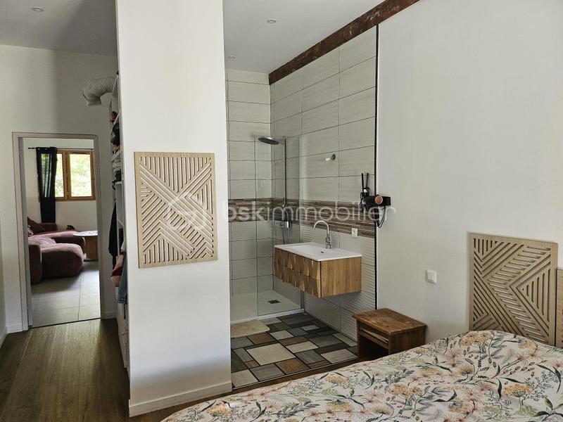 Maison de village - 252 m² - 8 pièces