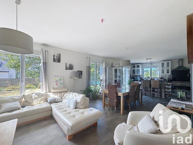 Maison - 200 m² - 7 pièces