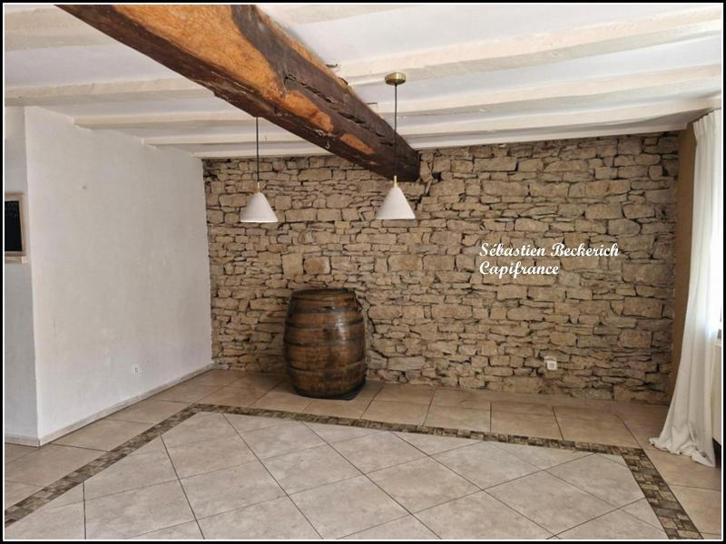 Maison en pierre - 236 m² - 7 pièces