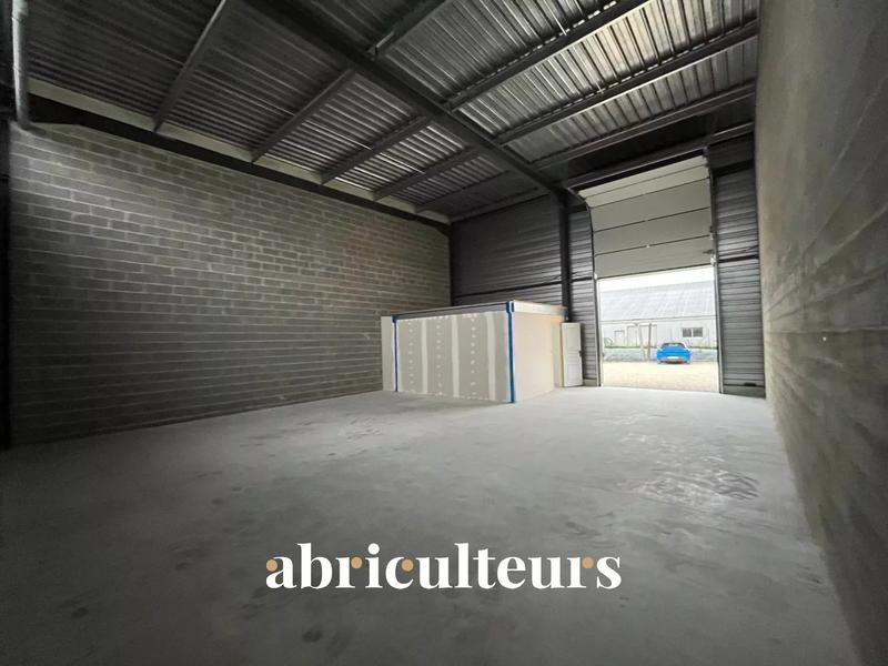 Local d'activités - 120 m²
