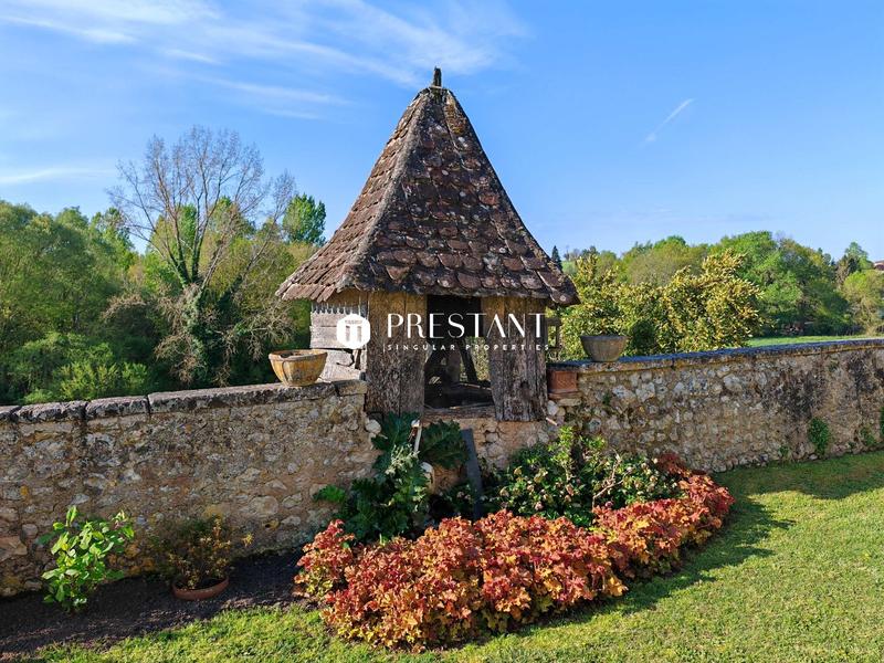 Manoir - 312 m² - 8 pièces