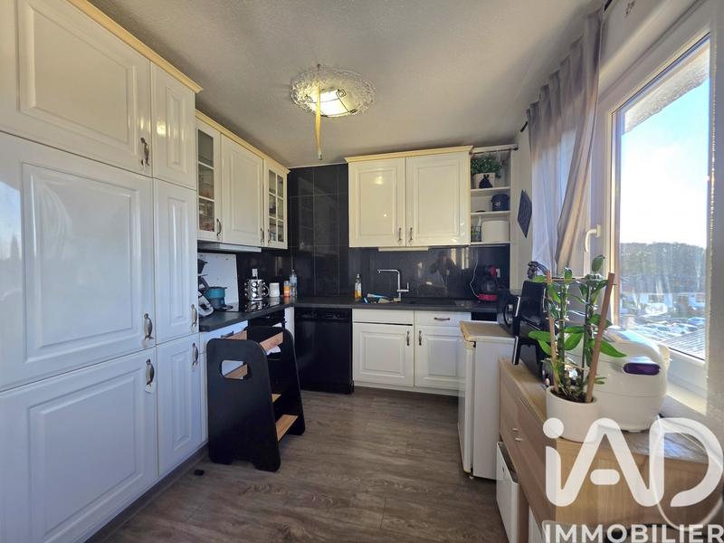 Appartement - 121 m² - 5 pièces