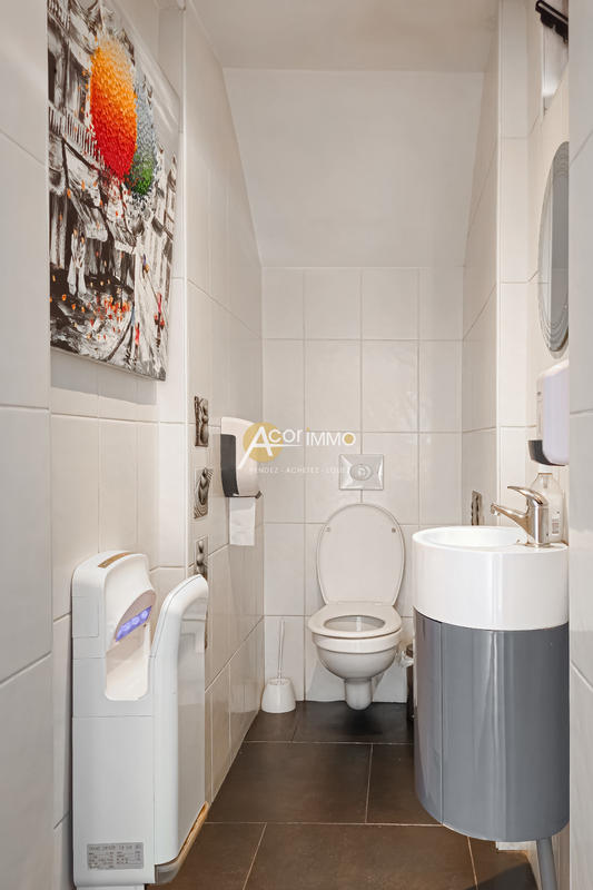 Fonds de commerce - Magasins - 80 m²