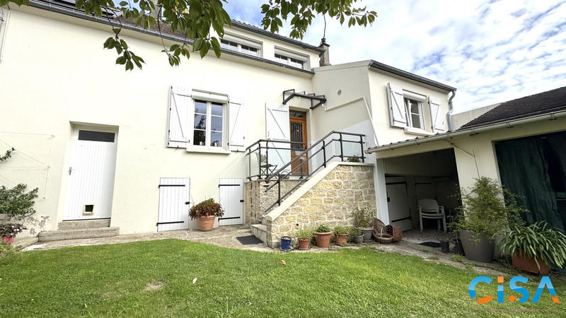 Maison - 80 m² - 5 pièces