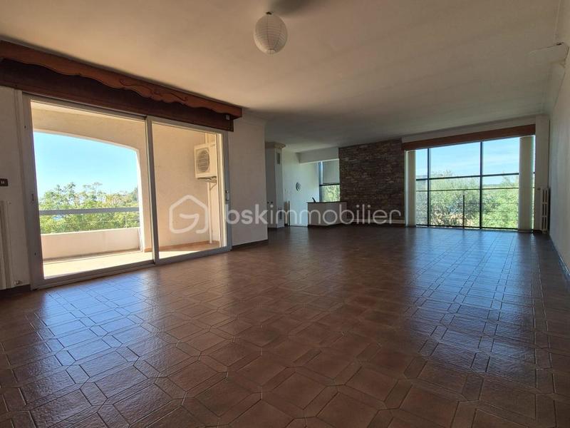 Demeure - 309 m² - 10 pièces