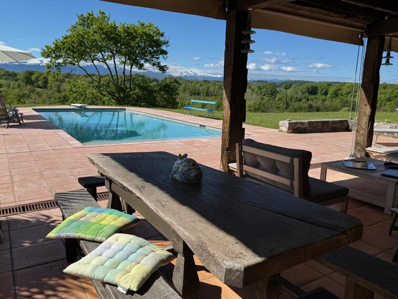 Maison - 230 m² - 10 pièces