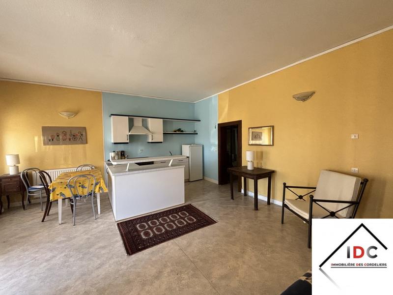 Maison - 190 m² - 6 pièces