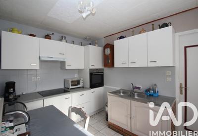 Maison - 103 m² - 4 pièces