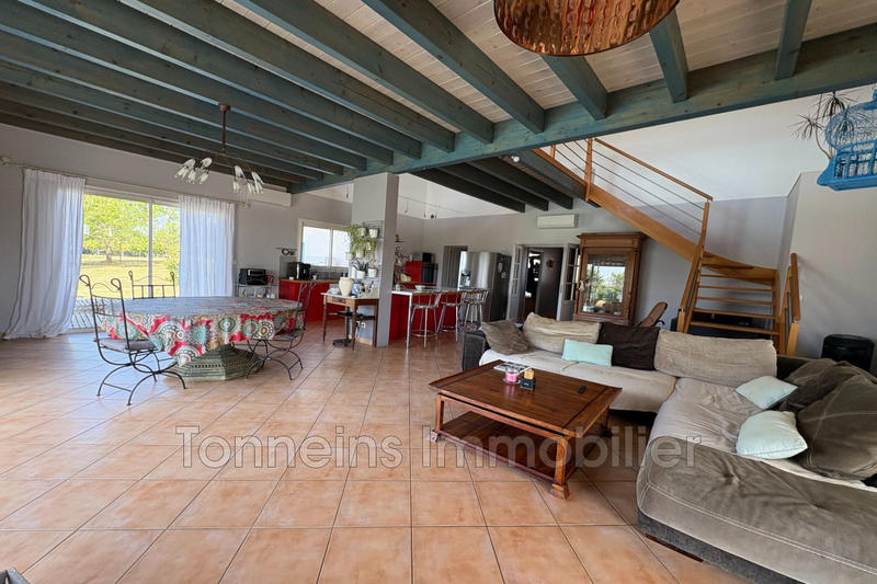 Maison - 196 m² - 5 pièces