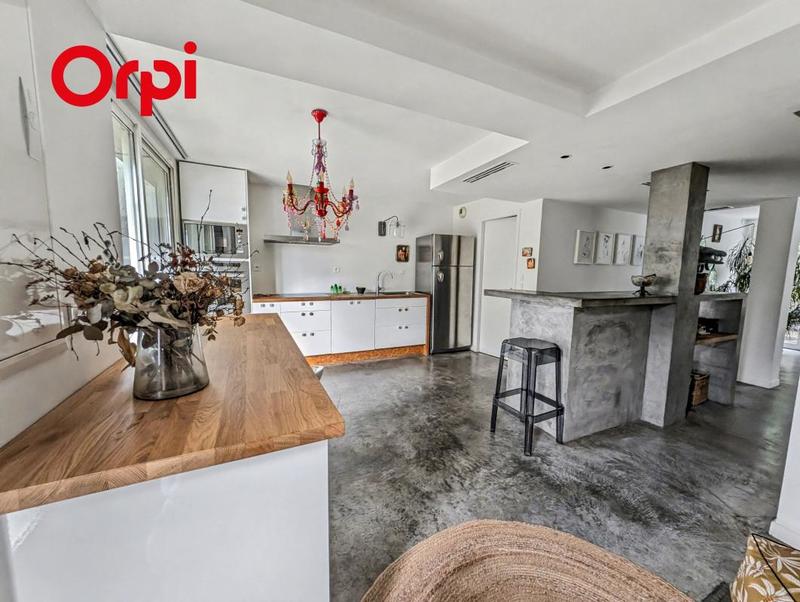 Villa - 169 m² - 7 pièces