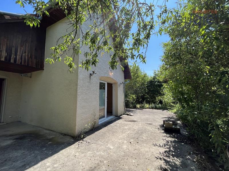 Maison - 95 m² - 4 pièces