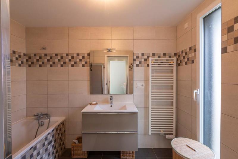 Maison - 136 m² - 4 pièces