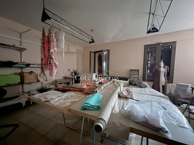 Local commercial - 112 m²