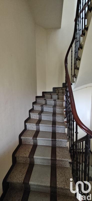 Maison - 307 m² - 14 pièces