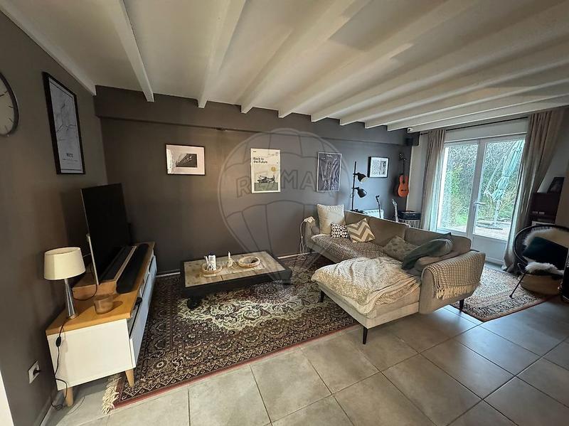 Maison - 110 m² - 4 pièces