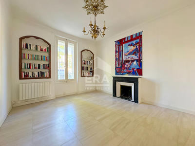 Maison - 184 m² - 5 pièces