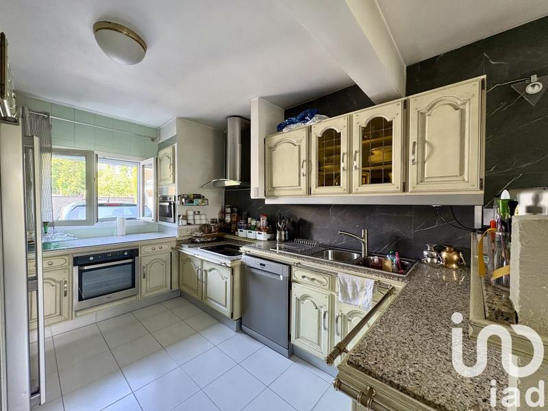 Maison - 135 m² - 8 pièces