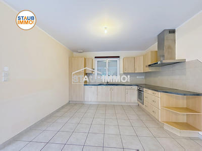 Maison - 93 m² - 5 pièces