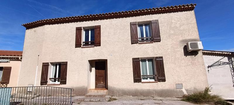 Maison - 97 m² - 5 pièces