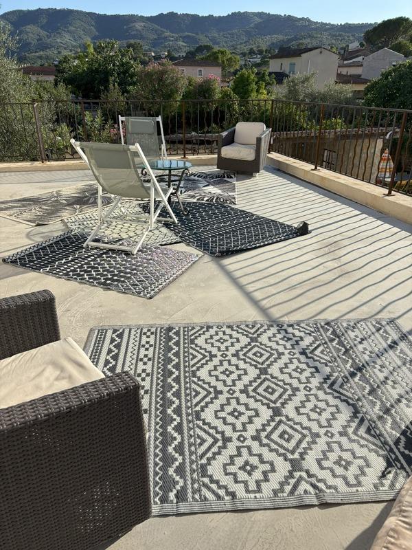 Maison - 215 m² - 6 pièces