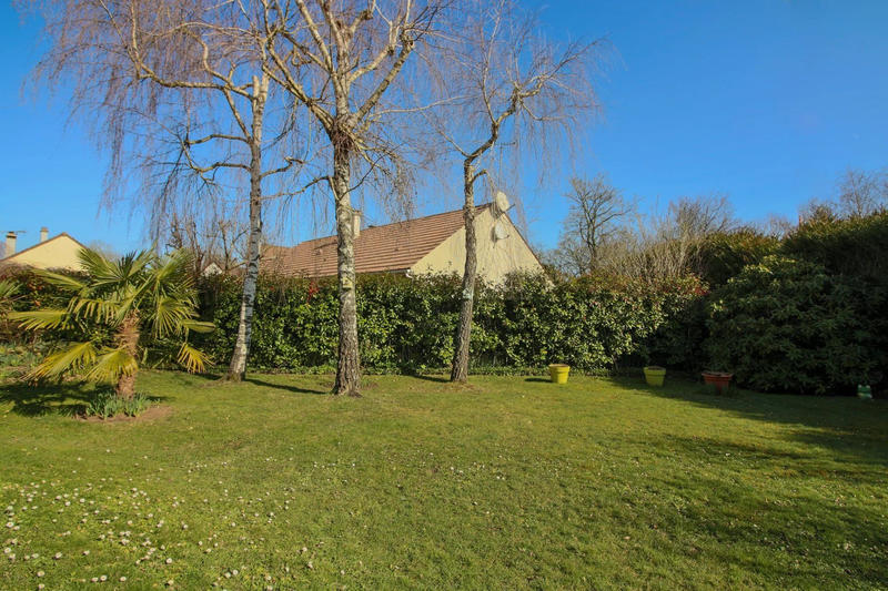 Maison traditionnelle - 124 m² - 6 pièces