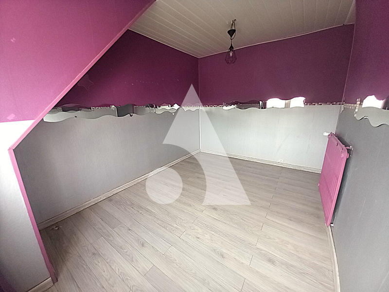 Maison - 82 m² - 5 pièces