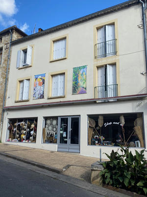 Maison - 204 m² - 7 pièces