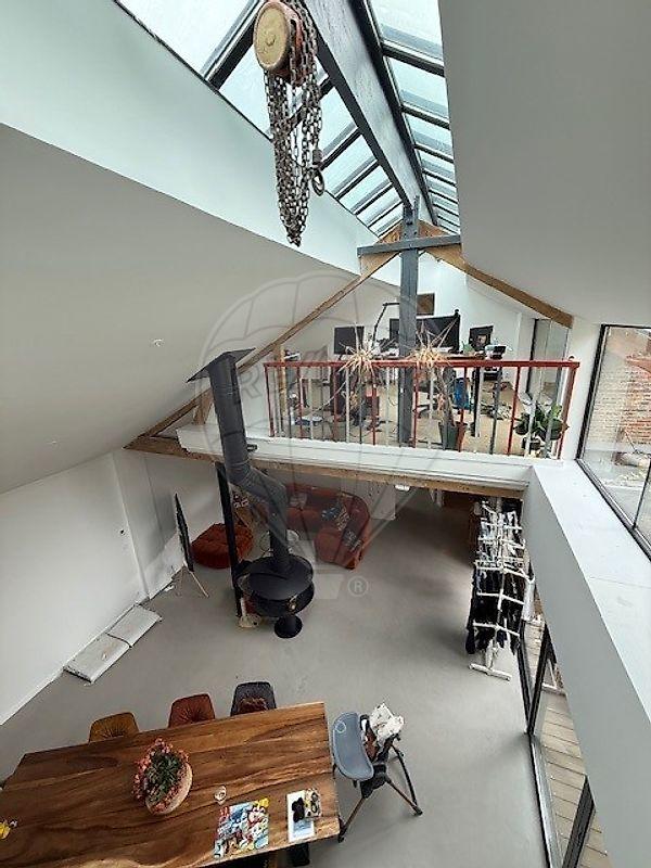 Atelier d'activités - 245 m² - 7 pièces
