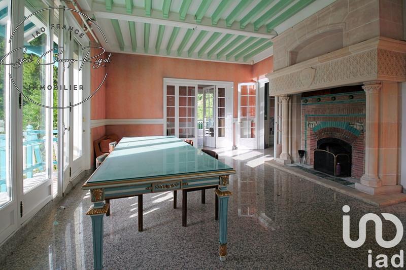 Maison - 350 m² - 12 pièces