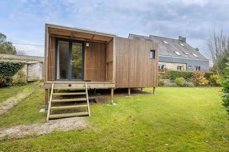 Maison - 250 m² - 8 pièces