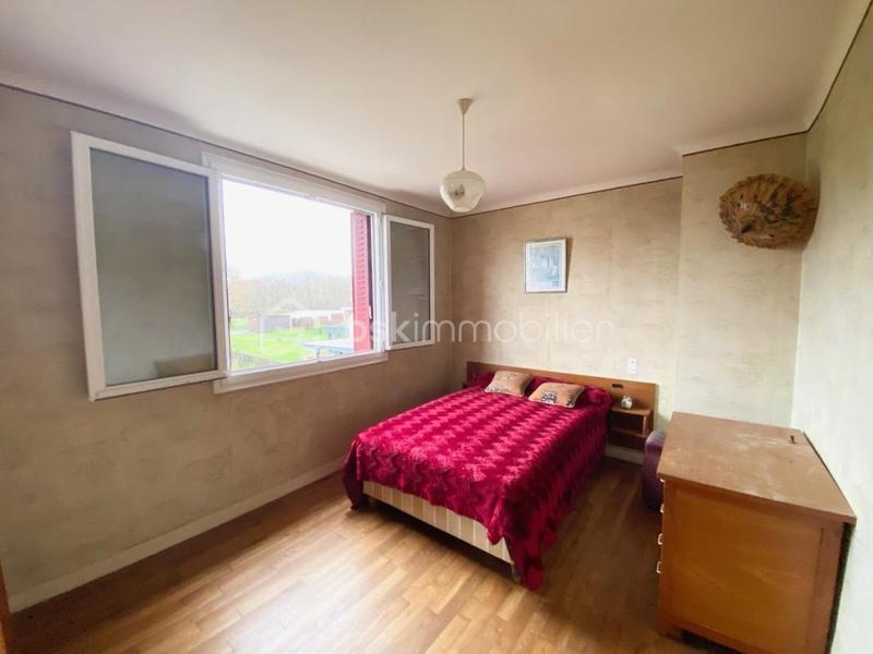 Maison - 94 m² - 5 pièces