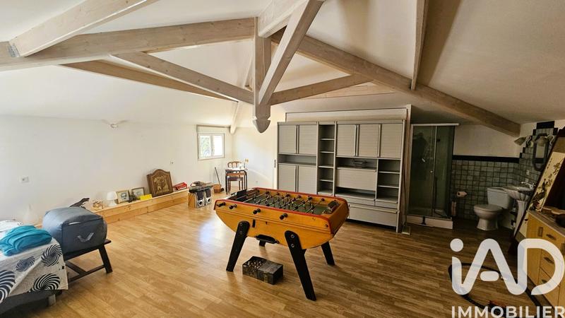 Maison - 200 m² - 6 pièces