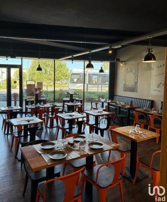 Local commercial - 110 m²