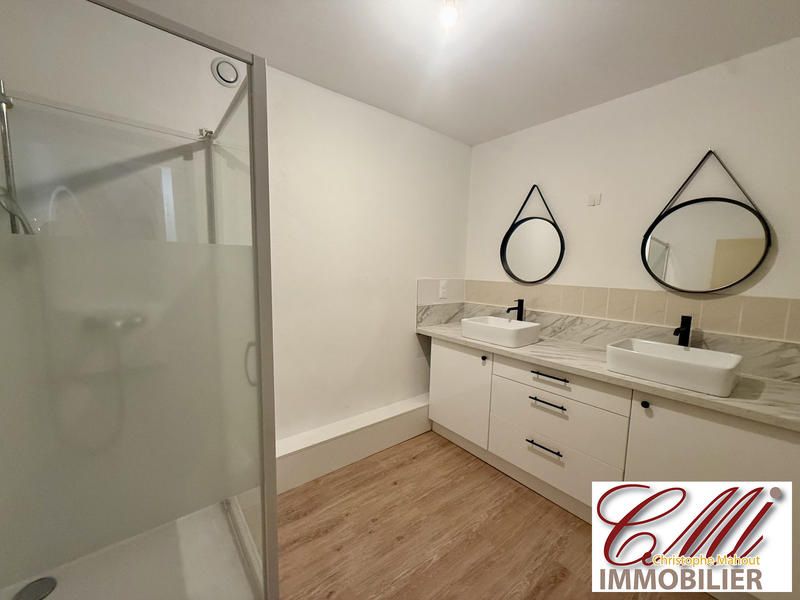 Appartement - 123 m² - 5 pièces