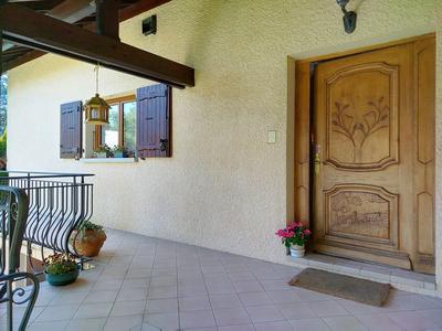 Maison - 180 m² - 5 pièces